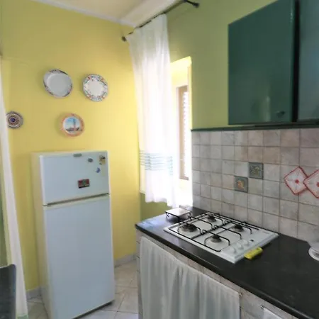 In Summer Apartment *