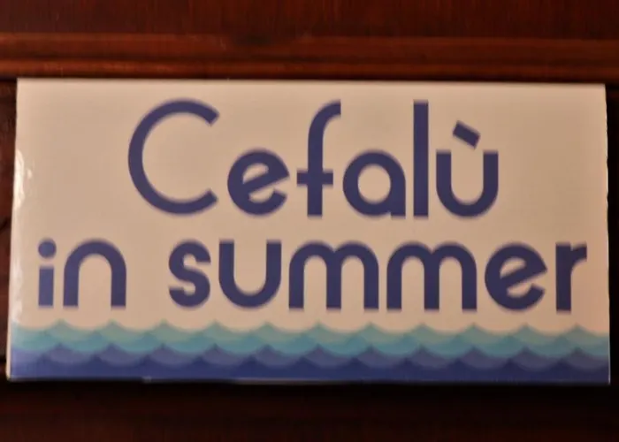 In Summer Apartment *